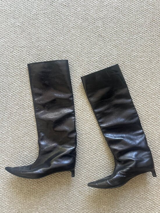 Jil Sander Shoes - Jil Sanders pointed toe kitten heels